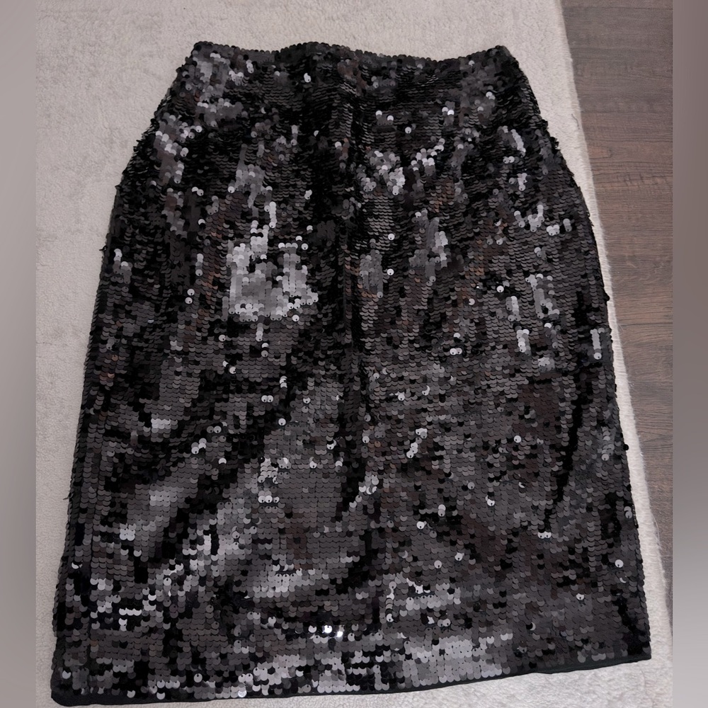 Black Sequence, Knee Length Skirt
